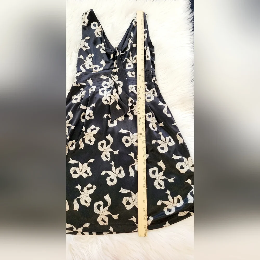 Betsey Johnson Black‎ Dress With Bows Sleeveless Knee Length Size 4